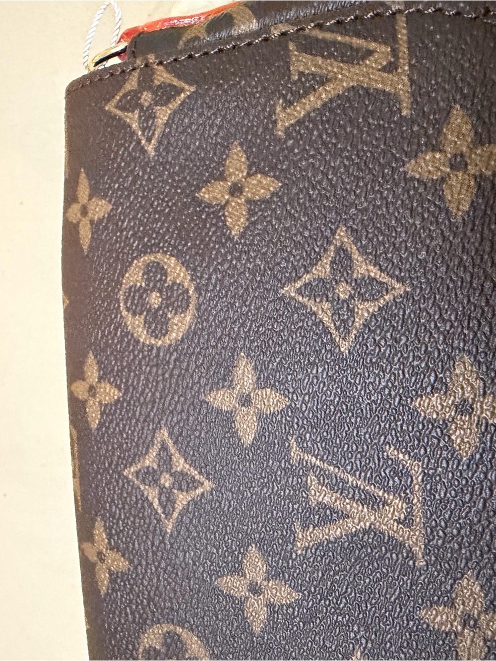 Louis Vuitton Monogram Canvas Crossbody with Gold Chain and Tan Trim - Picture 8 of 10